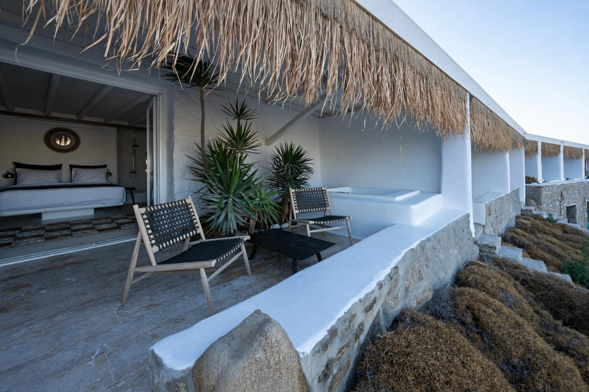 White Stone Mykonos Hotel Agios Ioannis Diakoftis ภายนอก รูปภาพ
