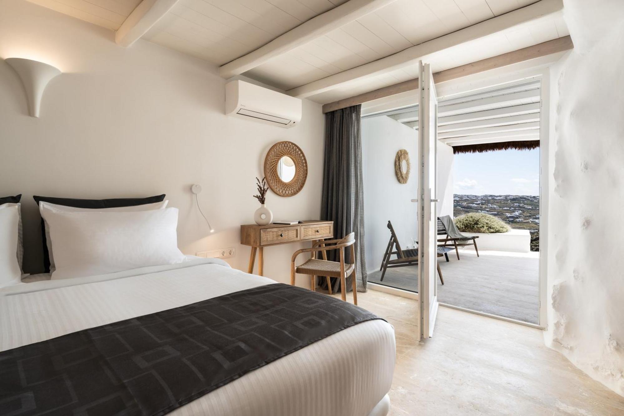White Stone Mykonos Hotel Agios Ioannis Diakoftis ภายนอก รูปภาพ