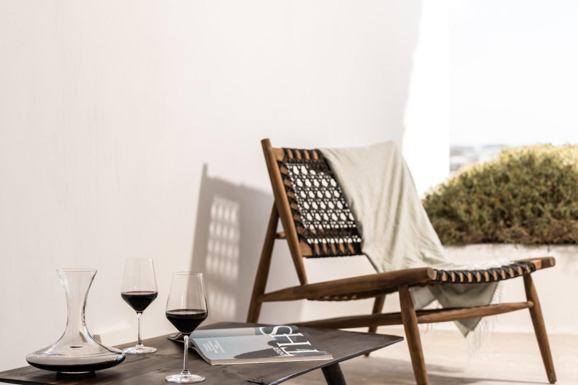 White Stone Mykonos Hotel Agios Ioannis Diakoftis ภายนอก รูปภาพ